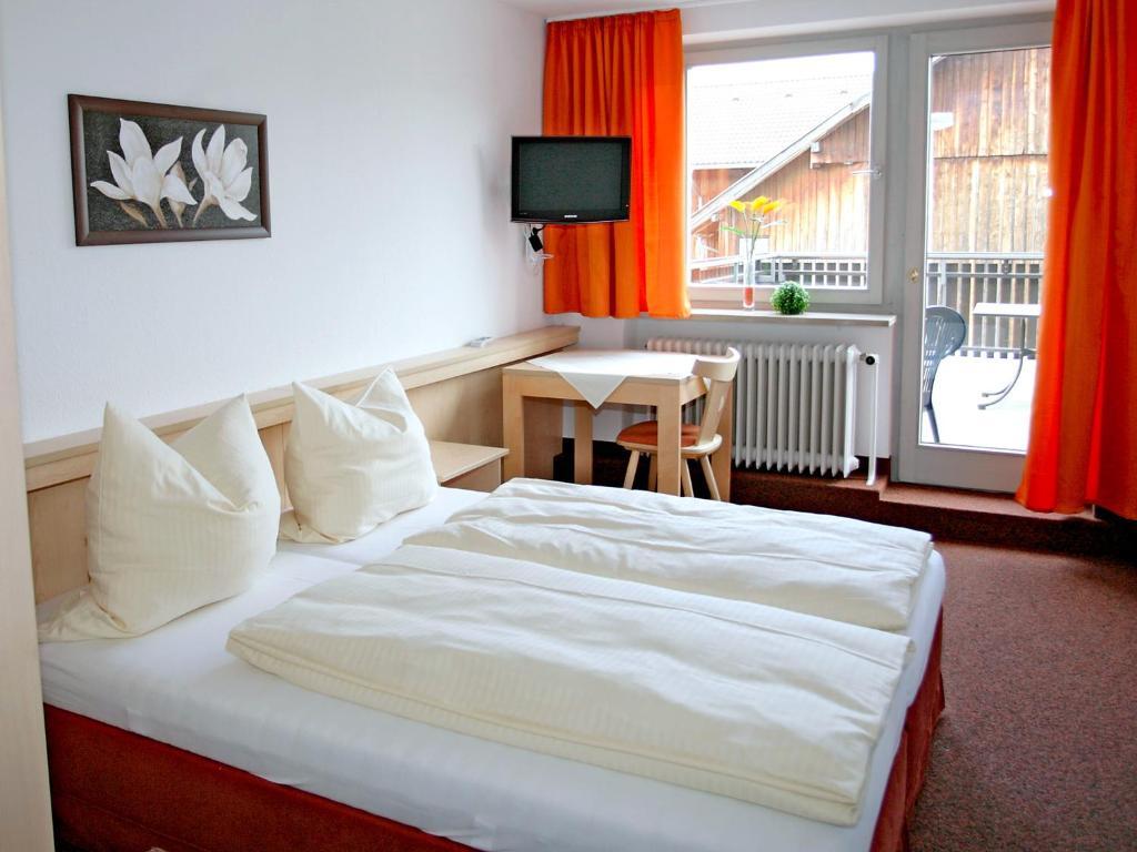 Gasthof Roessle Rieden Chambre photo
